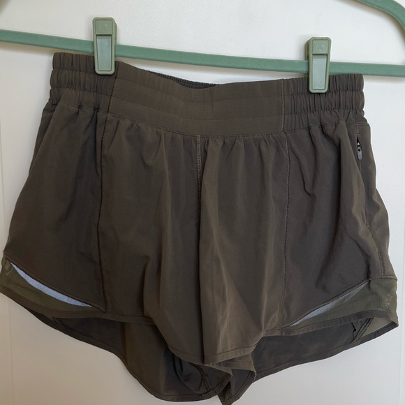 Lululemon Shorts - Picture 1 of 3